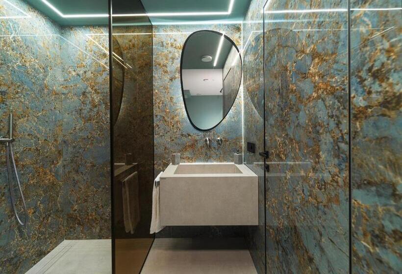 Пансион The Cave Suites Spa