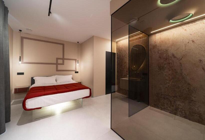 Пансион The Cave Suites Spa