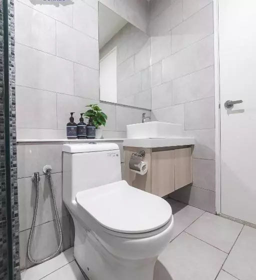 The Shore Kk By Perfect Host Borneo