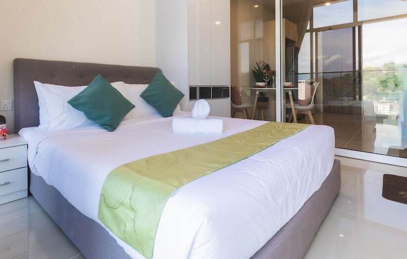 The Shore Kk By Perfect Host Borneo