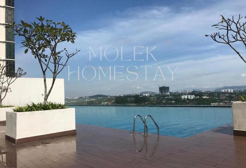 Evo Soho Studio Suites Bangi By Molek Homestay  Pool Or City View