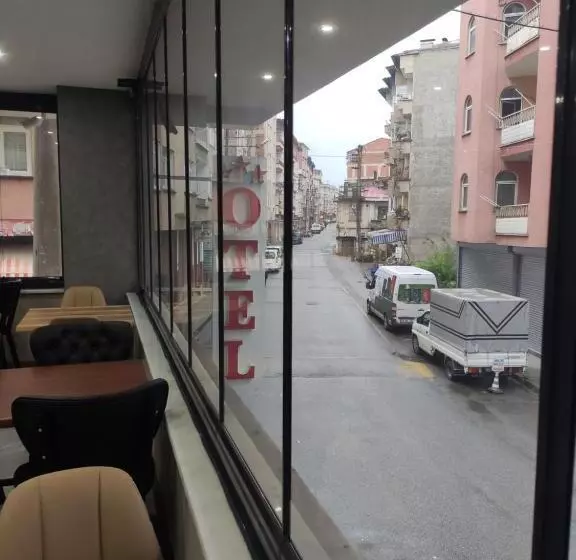 Otel 28
