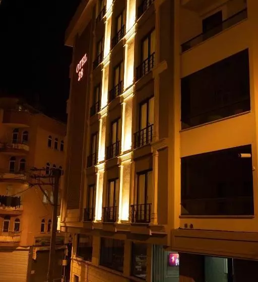 Otel 28