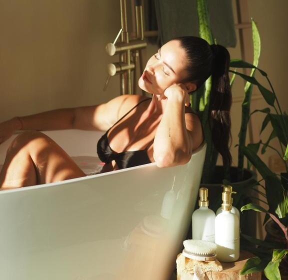 Oya Wellness Eco Resort & Retreat