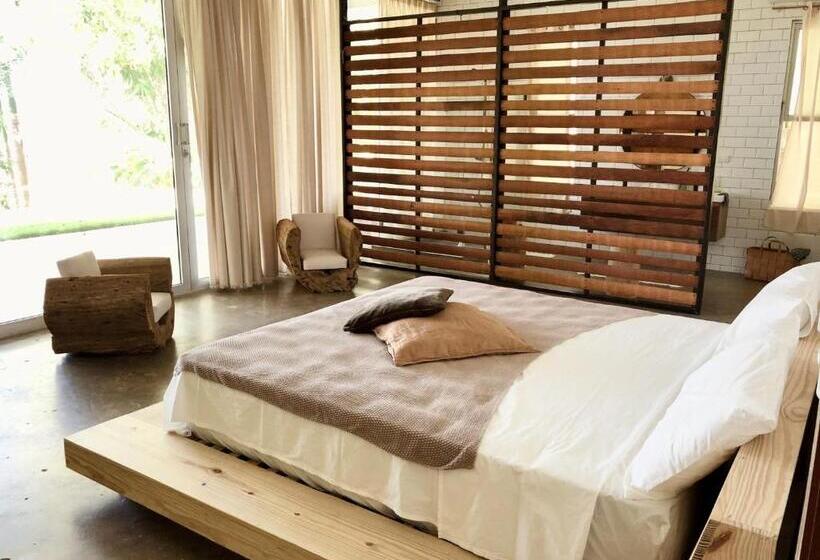 Oya Wellness Eco Resort & Retreat