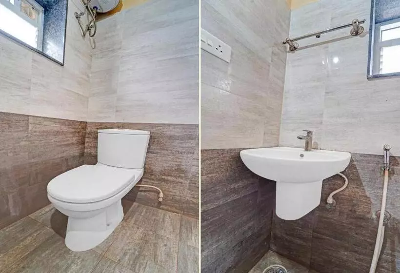 Oyo Flagship Hotel Aangal Residency