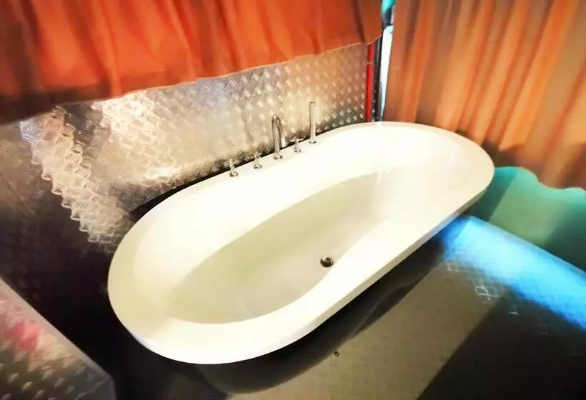 Pangkor Bus Resort By Besla