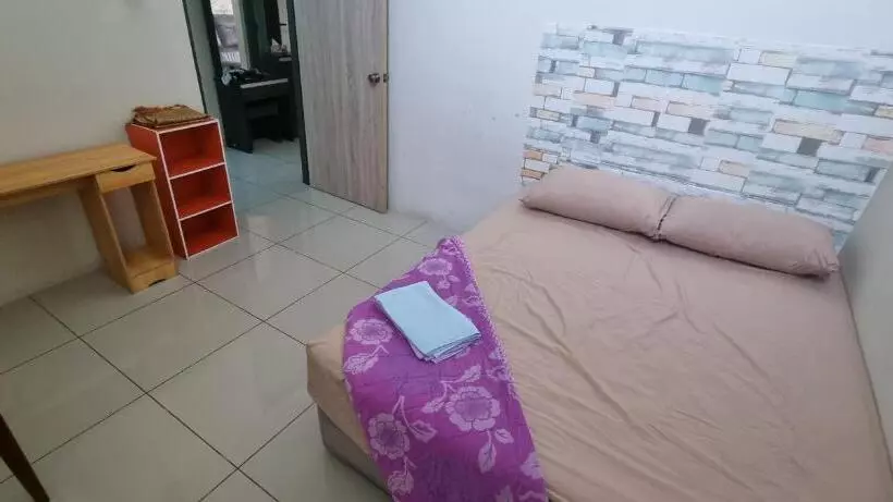 ペンション Homestay Di Jitra