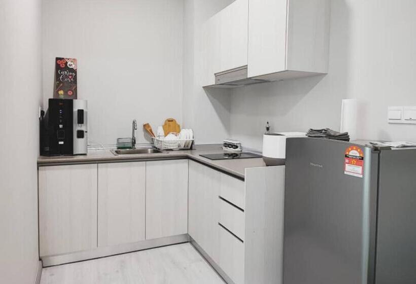 Pensão Jesselton Quay Sea View