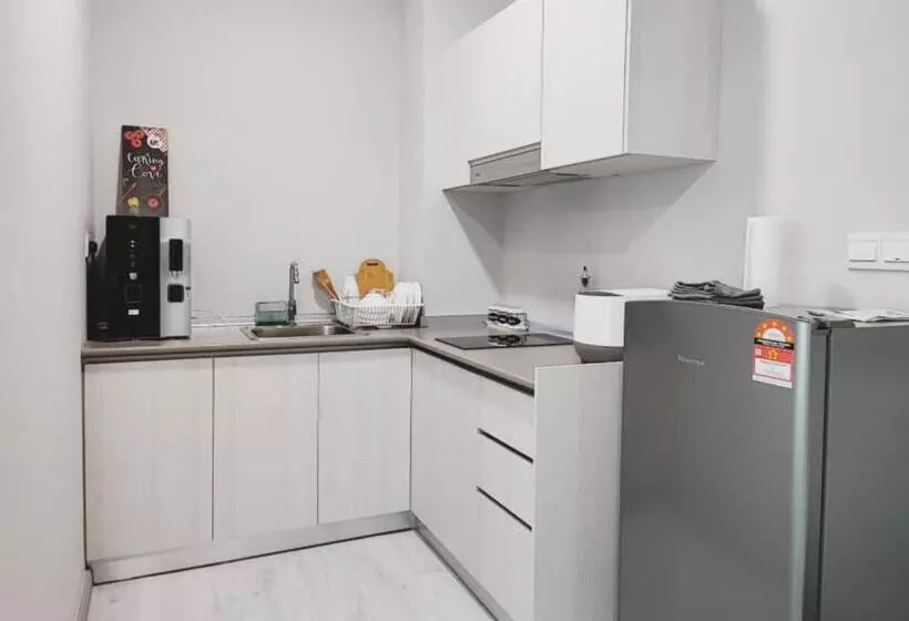 ペンション Jesselton Quay Sea View