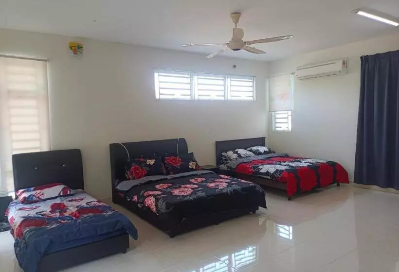 Majatalo Pro Qaseh Room Stay , Darulaman Lake Home