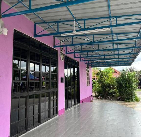 Пансион Roomstay Budget Kuala Terengganu Desa Chendering Private Bathroom