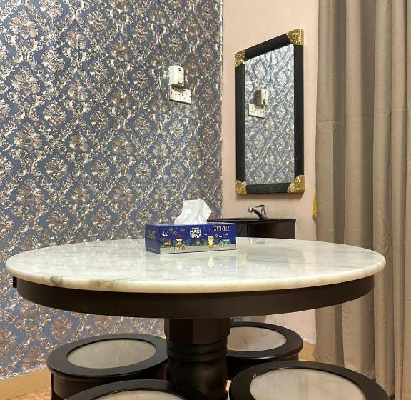 Пансион Roomstay Budget Kuala Terengganu Desa Chendering Private Bathroom