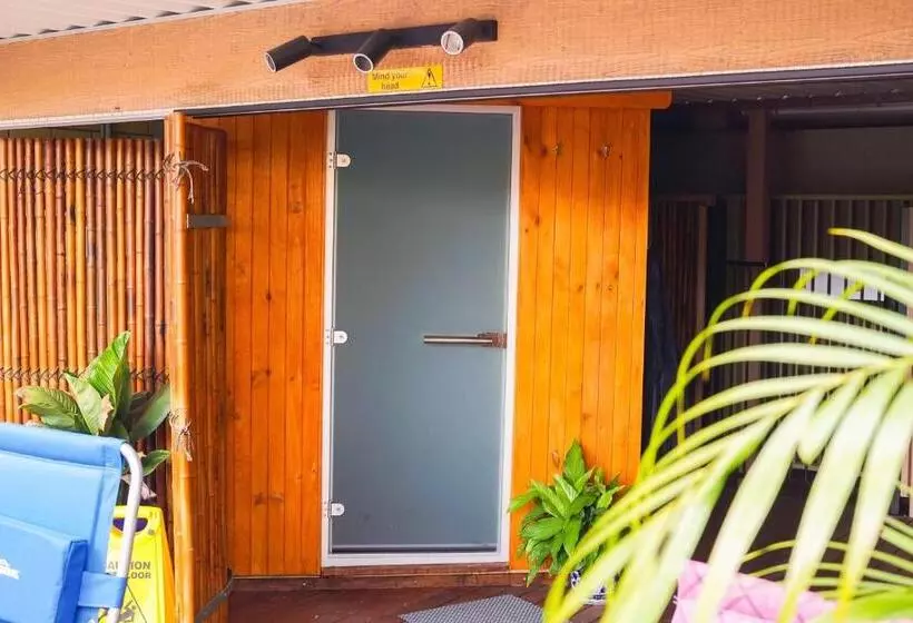 Majatalo The Edge Guest Rooms