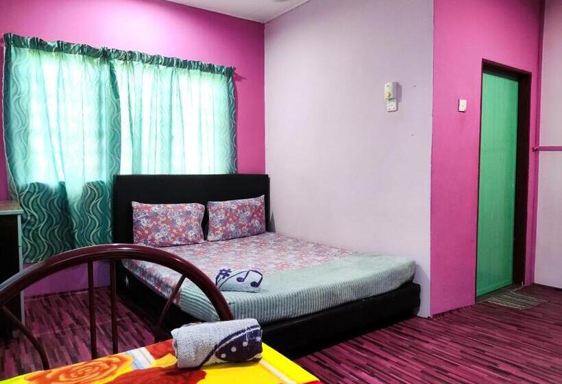 منتجع Lata Bayu Chalet   Waterfall & River With Kids Pool