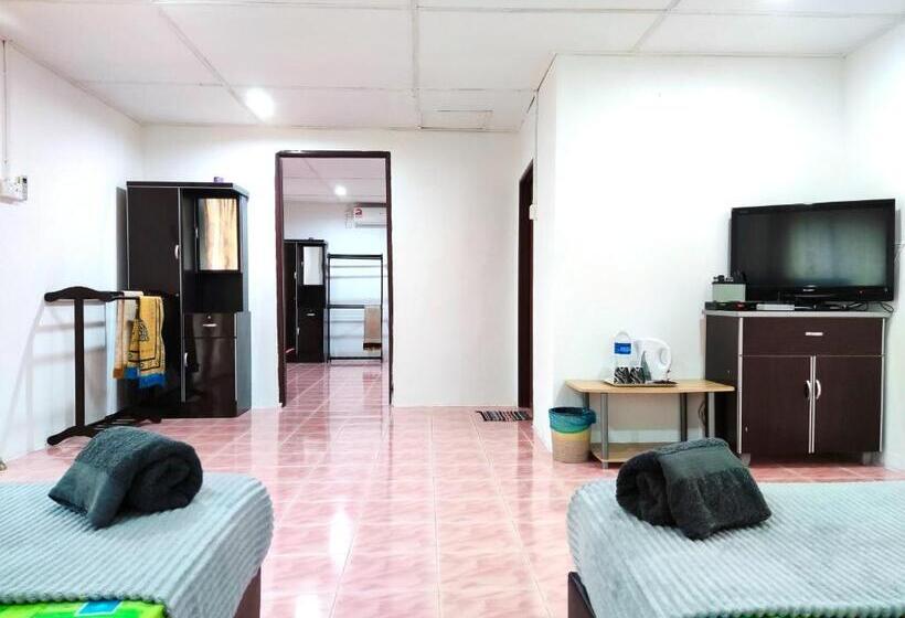 منتجع Lata Bayu Chalet   Waterfall & River With Kids Pool