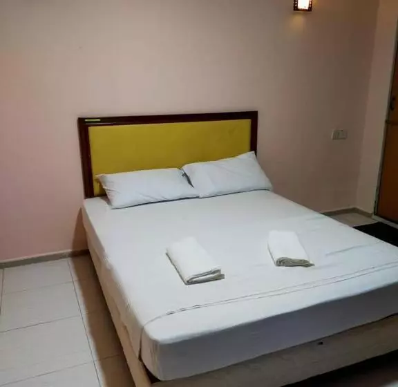 Tamim Suite Group Hotel Dungun