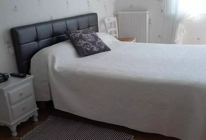 Aamiaismajoitus (B&B) A La Bonne Adresse