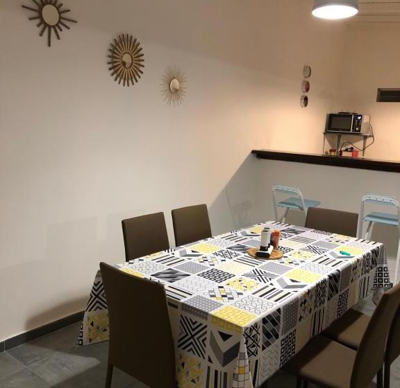 تختخواب و صبحانه Chambres D Hôte Belcourt 1