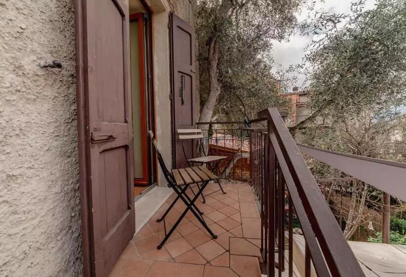 Aamiaismajoitus (B&B) Garda Doma