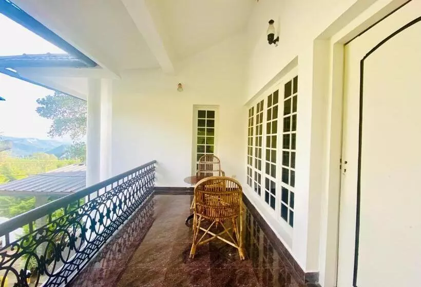 ベッドアンドブレックファースト Munnar Estate Residency