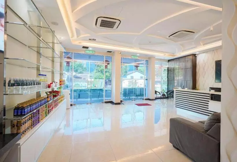 ホテル Avatel Jelutong