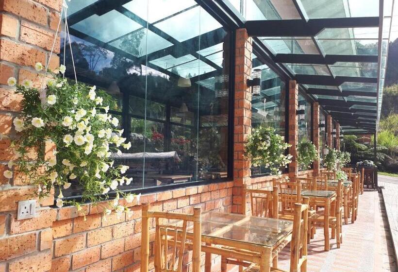 Hotel H Benjamin Residence