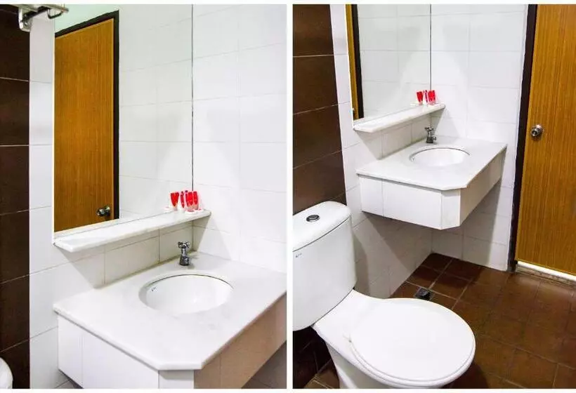 Hotelli Oyo 89408 Royal