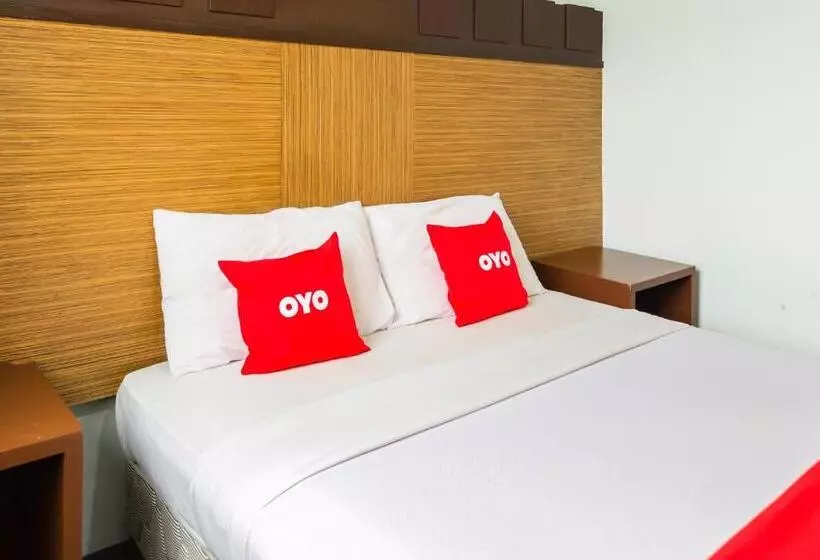 Hotelli Oyo 89408 Royal