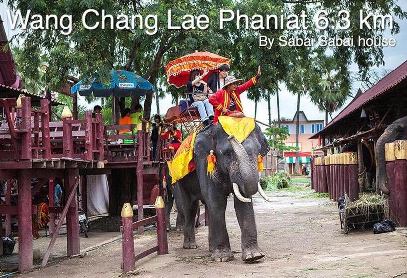 Modern Room At Sabai Sabai Homestay Ayutthaya