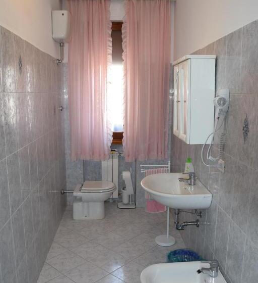 ペンション Camera Trebbio