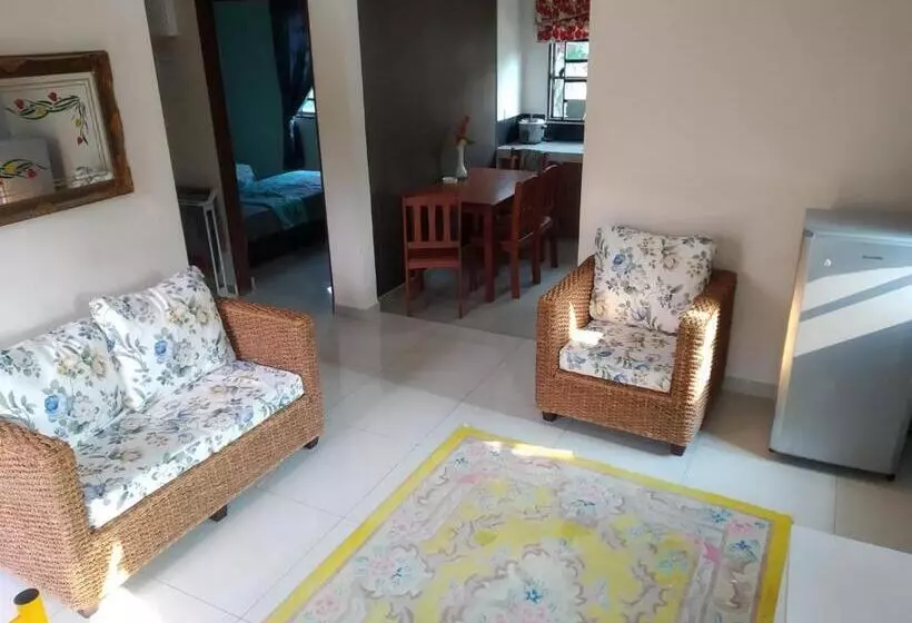 پانسیون Hma Guesthouse