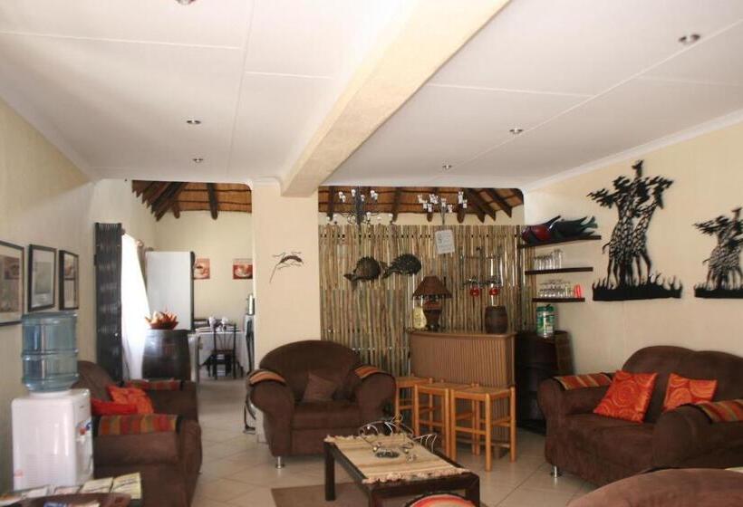 פנסיון Villa Royal Palm