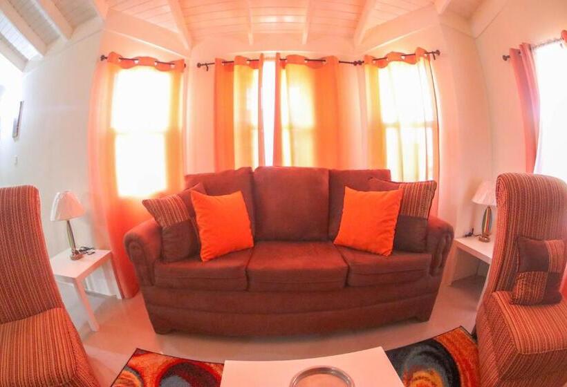 پانسیون Draxhall Counytry Club Stays