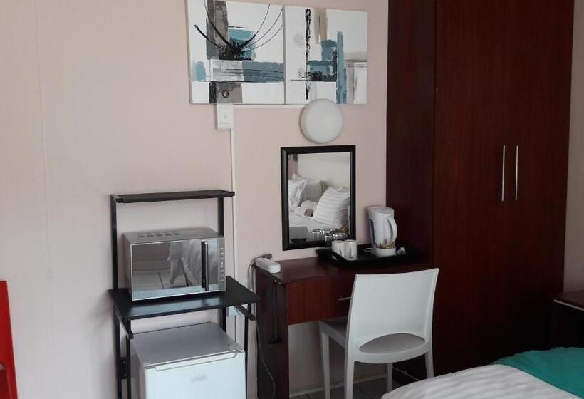 مبيت وإفطار Beverly Corner Lodge