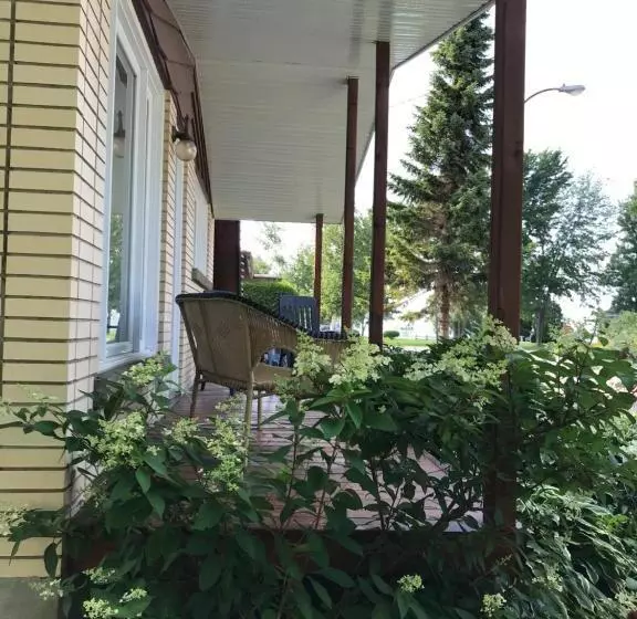 Aamiaismajoitus (B&B) Le Gîte Du Pêcheur