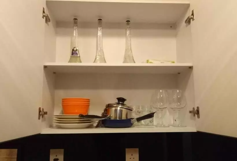 D Calton Seaview Apartment