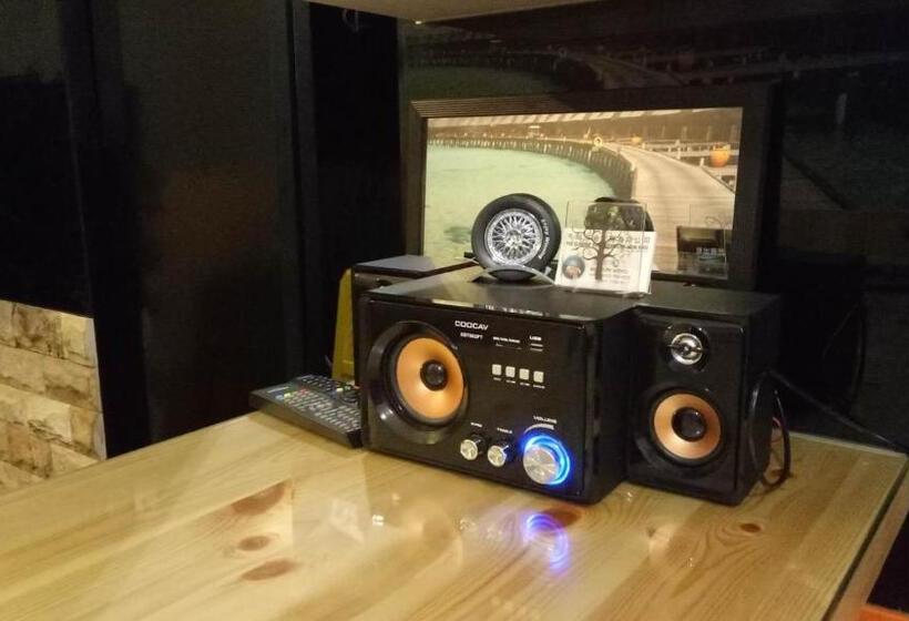 D Calton Seaview Apartment