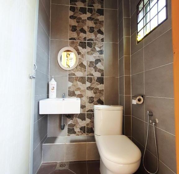 هتل Lodge 163 Ventures