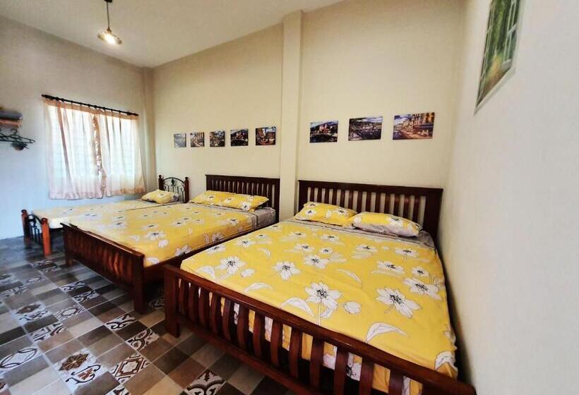 هتل Lodge 163 Ventures