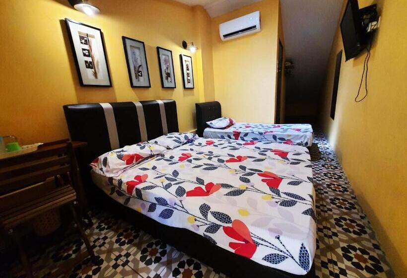 هتل Lodge 163 Ventures