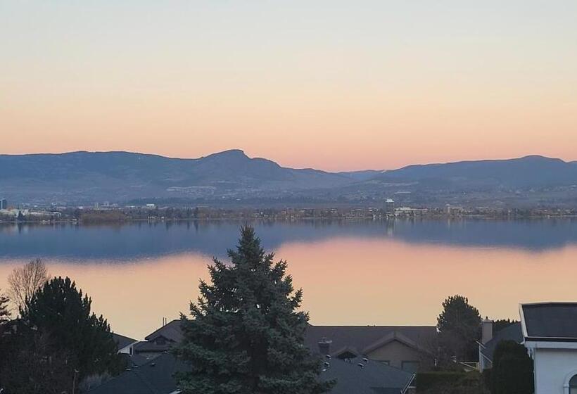 Lakeview Oasis Bed And Breakfast