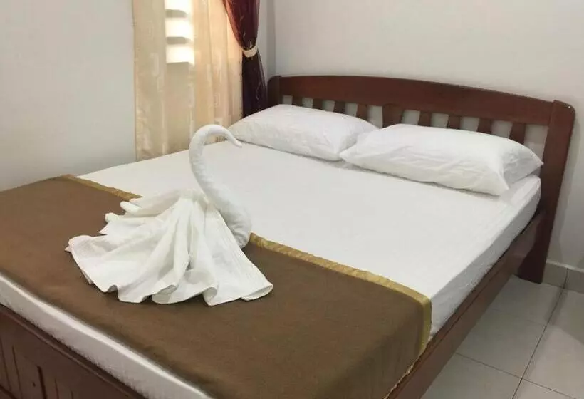 Majatalo Ana Guest House Jalan Airport Kuantan