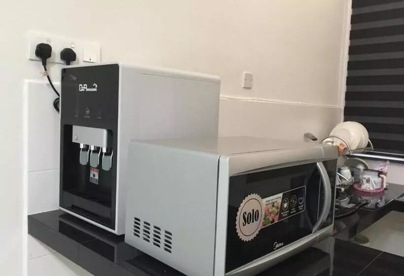 Majatalo Ana Guest House Jalan Airport Kuantan