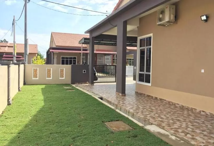 Majatalo Ana Guest House Jalan Airport Kuantan