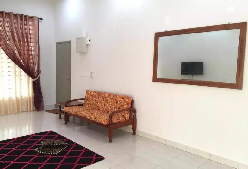 Majatalo Ana Guest House Jalan Airport Kuantan