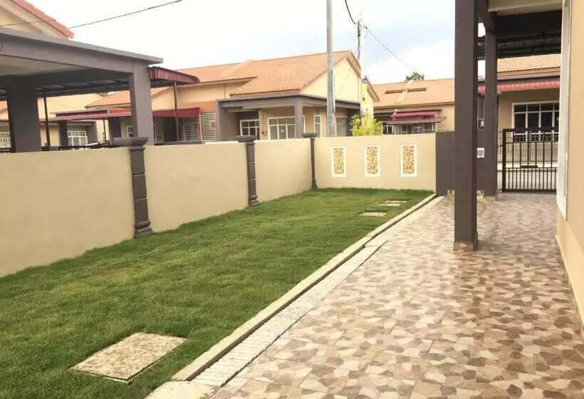 Majatalo Ana Guest House Jalan Airport Kuantan