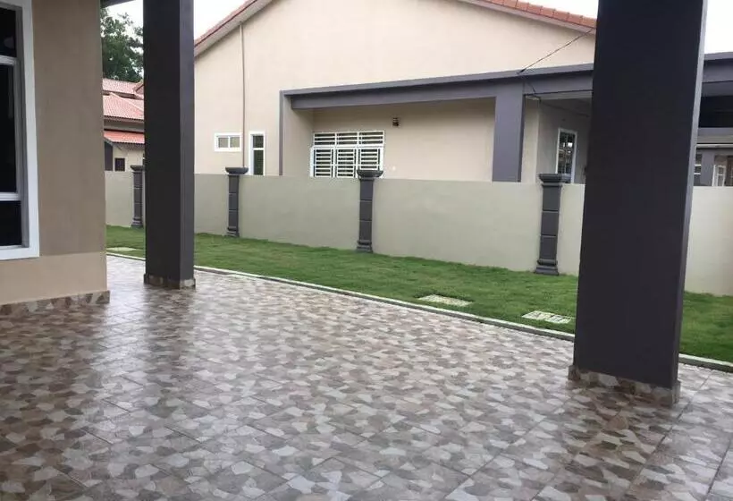 Majatalo Ana Guest House Jalan Airport Kuantan