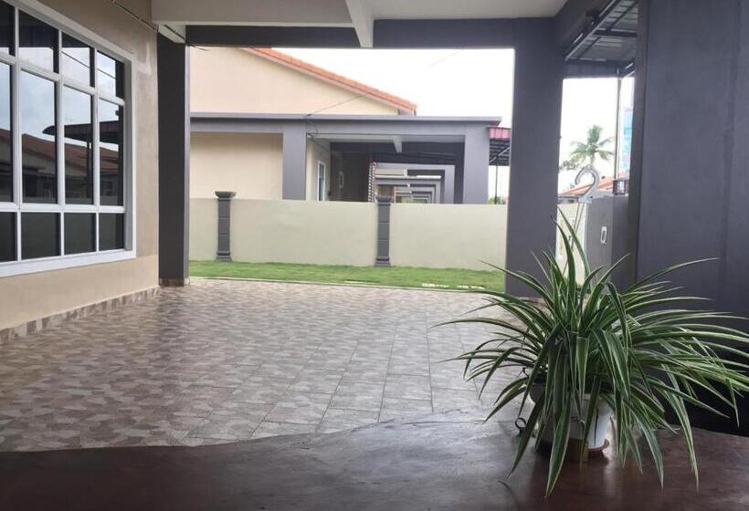 بنسيون Ana Guest House Jalan Airport Kuantan