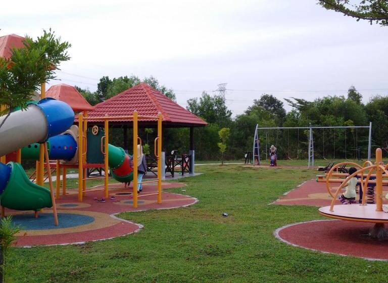 פנסיון Az Zahra Homestay Klia Sepang